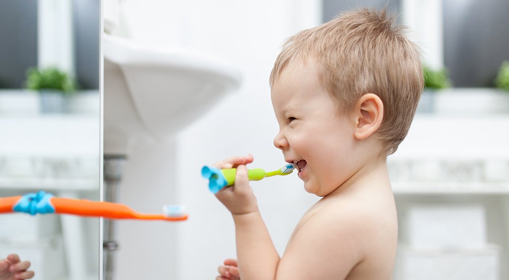 tips for choosing the right kids toothbrush