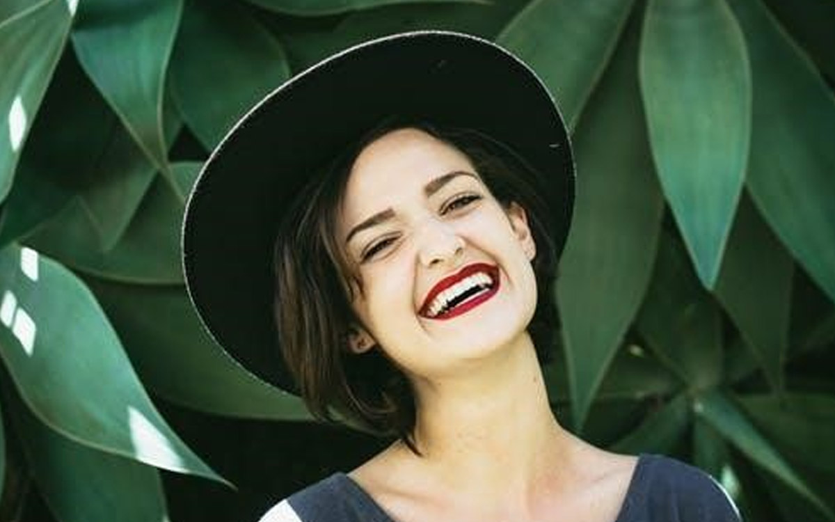 Want Whiter Sparklier Teeth Heres What You Can Do