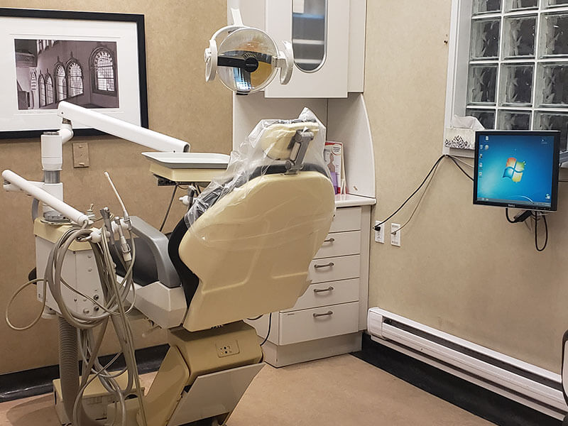 Dental Clinic Near Me